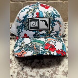 Like New Men’s Trucker Hat 🧢